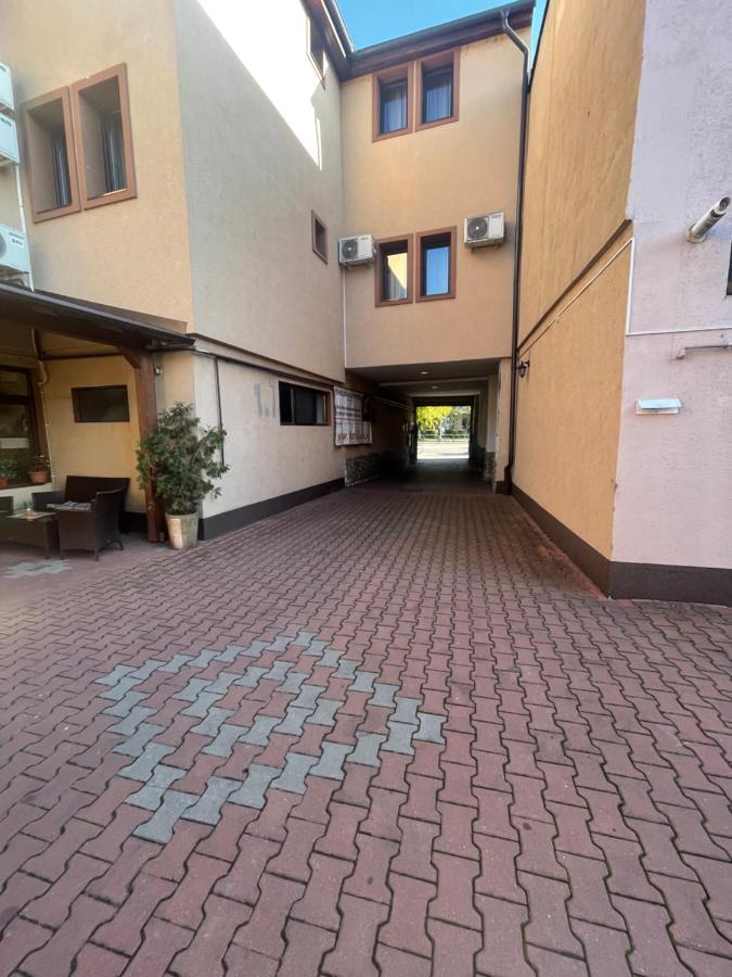 Pension Cleopatra Târgu-Mureş Extérieur photo