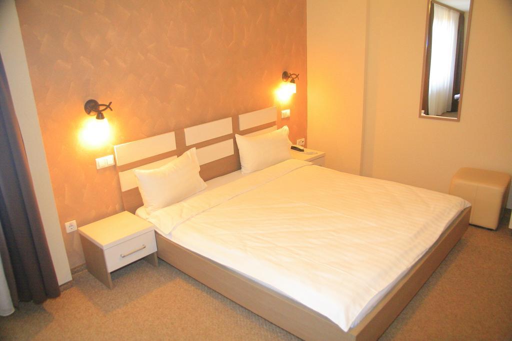 Pension Cleopatra Târgu-Mureş Extérieur photo