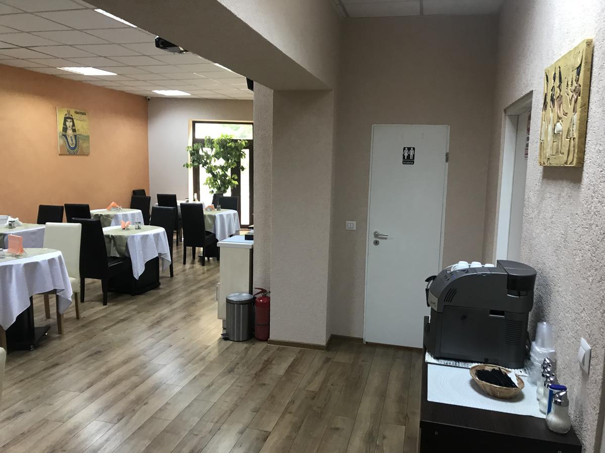 Pension Cleopatra Târgu-Mureş Extérieur photo